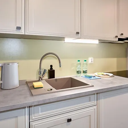 Lasek Marcelinski Fiqus Studio Apartment *
